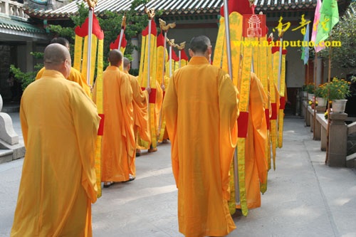 南普陀寺普利法会第四日 恭请首座了法法师上堂开示(图4)