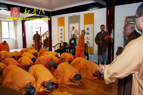 闽南佛学院男众部学僧拜见梦参老和尚(图4)