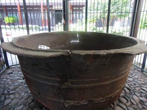 雁荡山能仁寺大铁镬保护维修圆满竣工(图4) 雁荡山能仁寺大铁镬保护维修圆满竣工(图4)