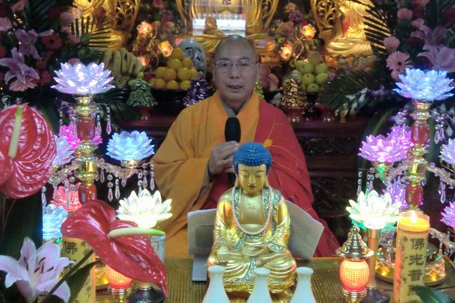 浙江雁荡山能仁寺了法大和尚在厦门南普陀寺念佛堂佛七开示(图2) 浙江雁荡山能仁寺了法大和尚在厦门南普陀寺念佛堂佛七开示(图2)