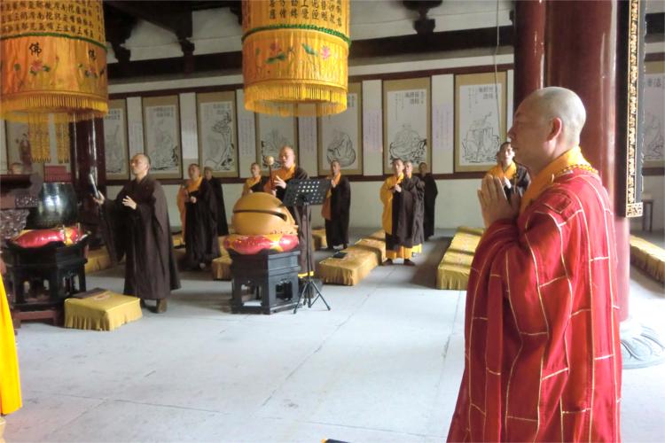 雁荡山能仁寺隆重举行为雅安地震灾区人民祈福与超荐法会(图2)