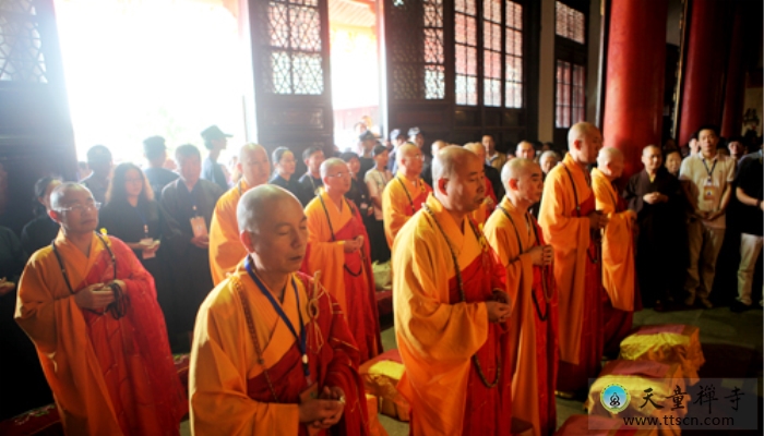 天童禅寺隆重举行纪念圆瑛老和尚圆寂60周年暨天童历代住持顶相开光法会(图7)
