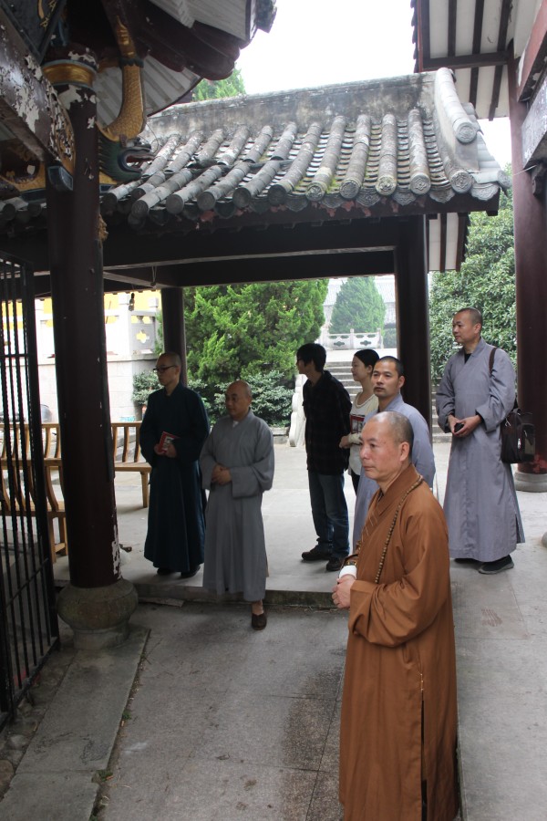 杭州佛学院副院长刚暁法师一行到雁荡山能仁寺参访(图3)
