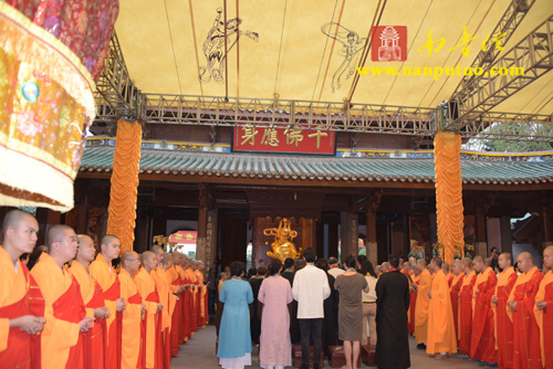 厦门南普陀寺隆重举行2015年水陆普渡大斋胜会(图28) 厦门南普陀寺隆重举行2015年水陆普渡大斋胜会(图28)