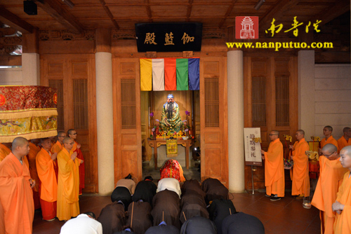 厦门南普陀寺隆重举行2015年水陆普渡大斋胜会(图31) 厦门南普陀寺隆重举行2015年水陆普渡大斋胜会(图31)