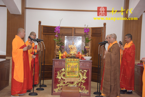 厦门南普陀寺隆重举行2015年水陆普渡大斋胜会(图58) 厦门南普陀寺隆重举行2015年水陆普渡大斋胜会(图58)