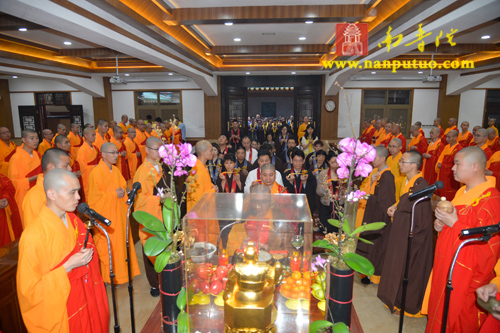 厦门南普陀寺隆重举行2015年水陆普渡大斋胜会(图60) 厦门南普陀寺隆重举行2015年水陆普渡大斋胜会(图60)