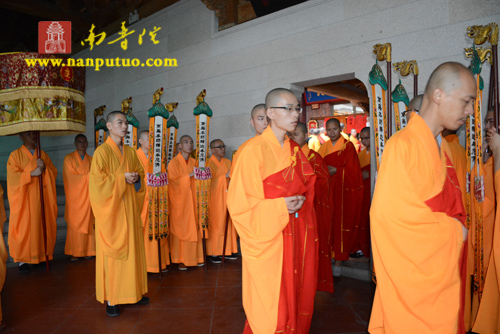 厦门南普陀寺隆重举行2015年水陆普渡大斋胜会(图67) 厦门南普陀寺隆重举行2015年水陆普渡大斋胜会(图67)