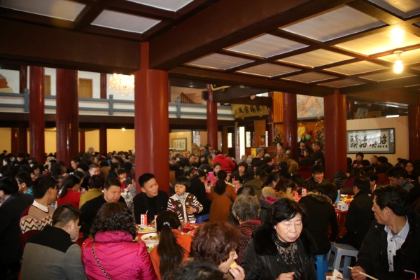 雁荡山能仁寺2015年新年团圆饭如期举行(图5)