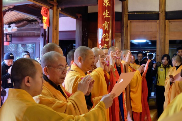 浙江温岭市梵音禅寺修缮圆满开启新篇章全堂佛像开光放异彩(图10)