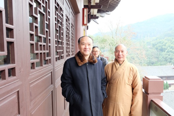 温州市委统战部潘一新副部长陪同世界企业家联合会荣誉主席马津龙教授暨东盟温商联合总会总干事莅临雁荡山能仁寺参观访问(图10)