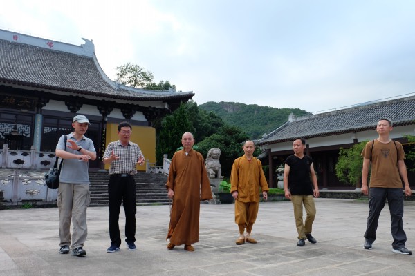 中央电视台大型人文电视片《怀素与雁荡山》总撰稿辛国强一行到能仁寺参访(图2)