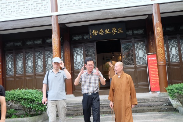 中央电视台大型人文电视片《怀素与雁荡山》总撰稿辛国强一行到能仁寺参访(图4)