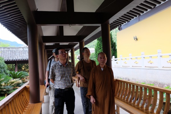 中央电视台大型人文电视片《怀素与雁荡山》总撰稿辛国强一行到能仁寺参访(图3)