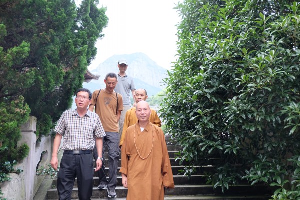 中央电视台大型人文电视片《怀素与雁荡山》总撰稿辛国强一行到能仁寺参访(图8)