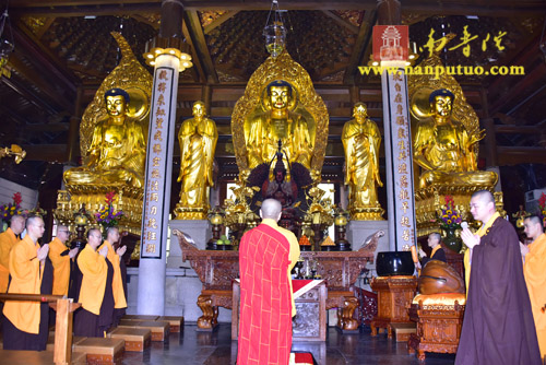 思亲报恩，祭奠先贤——南普陀寺、闽南佛学院举行清明扫塔上供祭祖法会(图3)