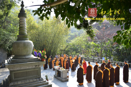 思亲报恩，祭奠先贤——南普陀寺、闽南佛学院举行清明扫塔上供祭祖法会(图5)